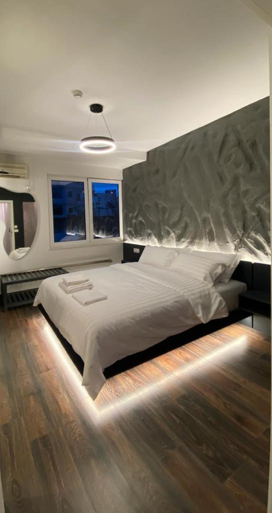 Tirana Central Rooms Экстерьер фото