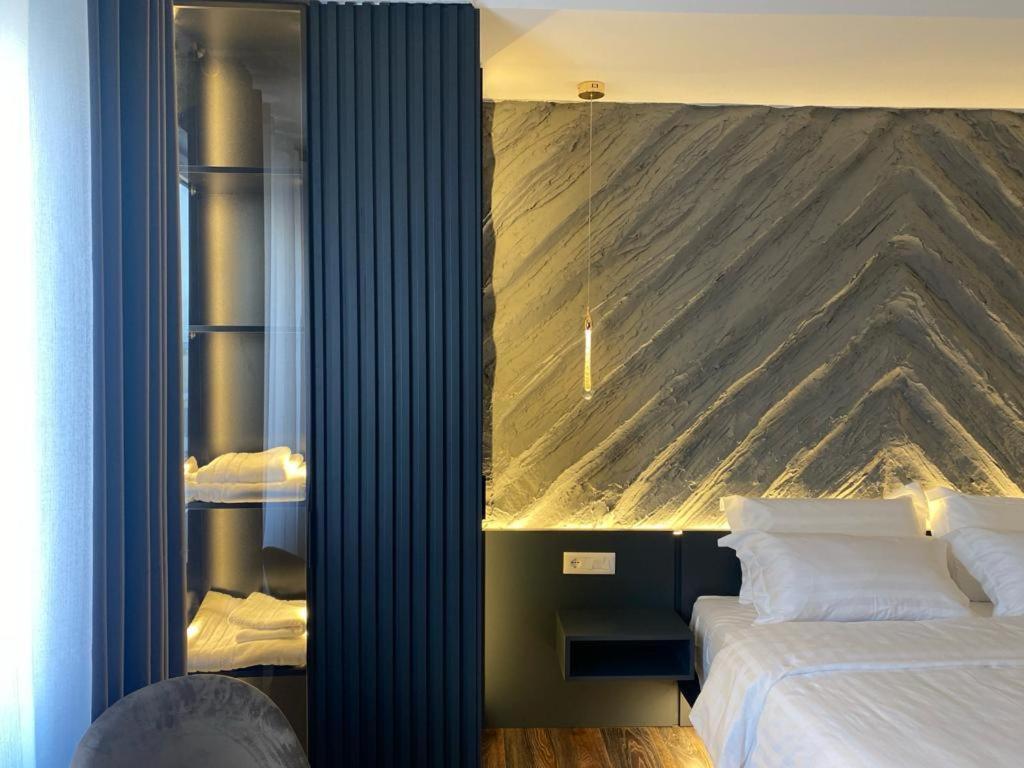 Tirana Central Rooms Экстерьер фото