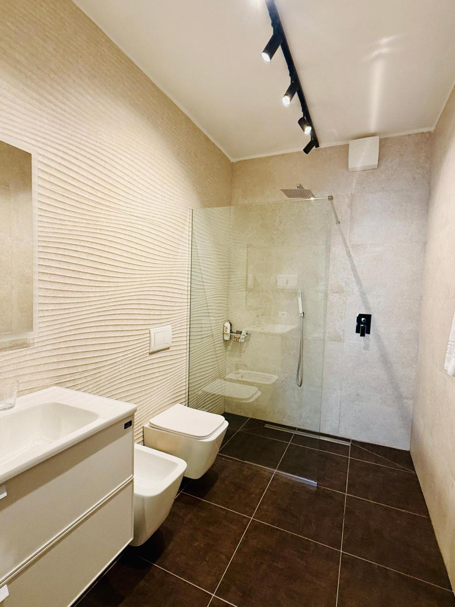 Tirana Central Rooms Экстерьер фото